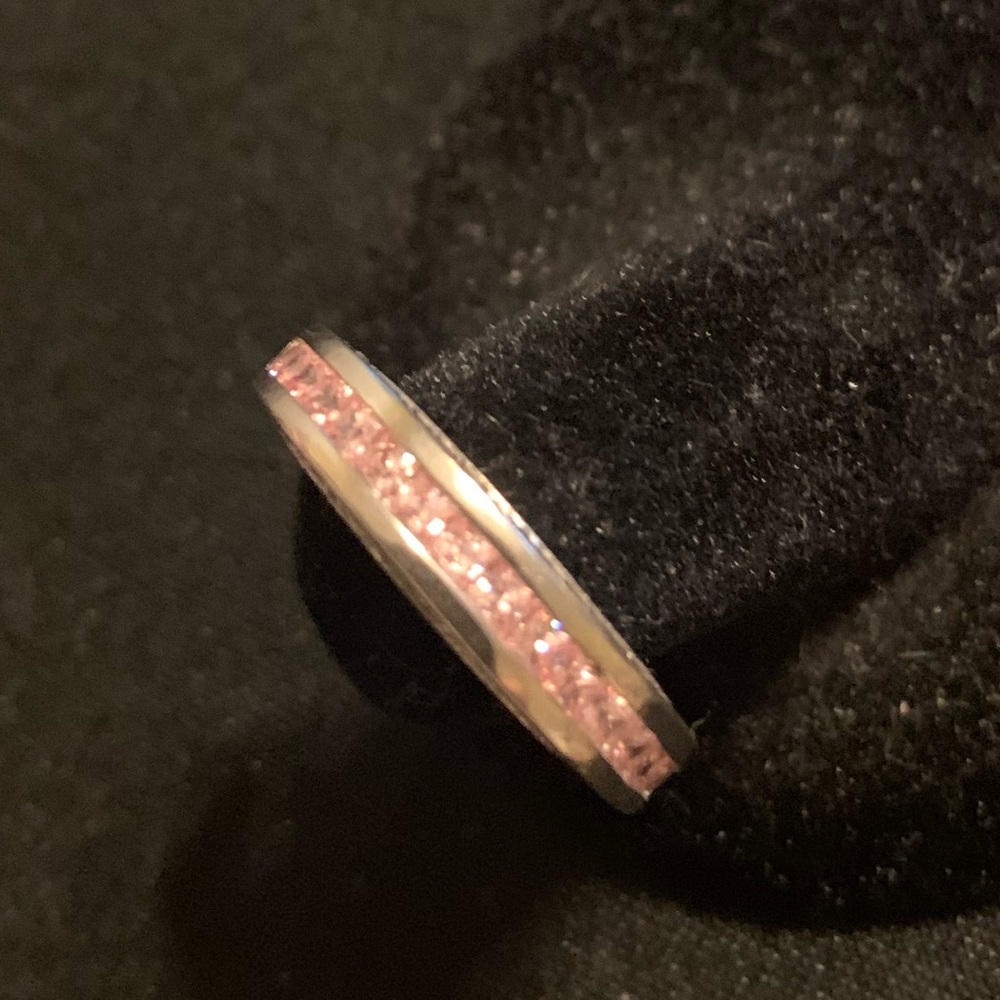 Women’s White Gold Plated Ring with pink zirconium